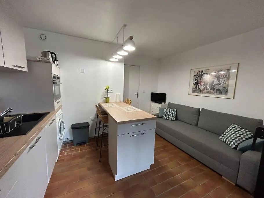 Apartment Appartement T2 Vue Mer, Piscine Et Stationnement. Six-Fours-les-Plages France