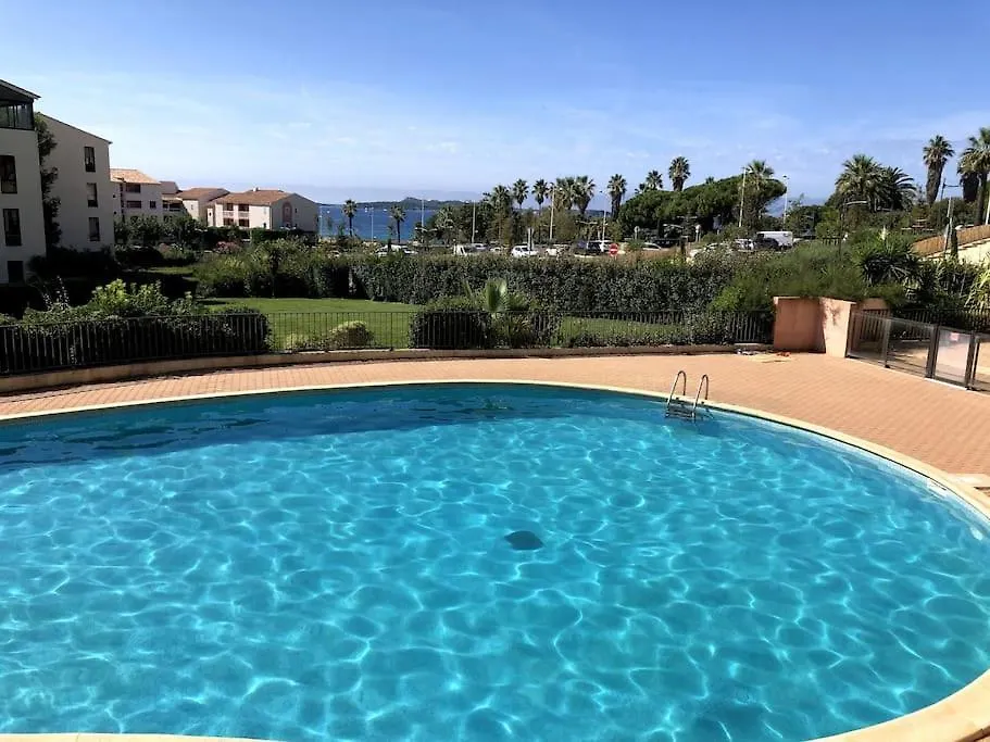 Appartement T2 Vue Mer, Piscine Et Stationnement. Six-Fours-les-Plages Apartment